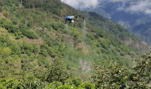 Yunnan | Drones agrícolas EAVISION ajudam o spray de café Baoshan
