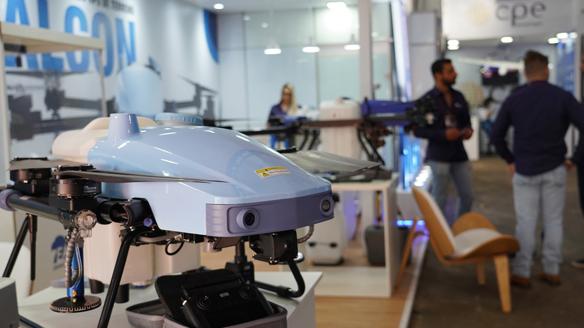 Drones apresentados pela EAVISION na AGRISHOW ampliam o cenário de alta tecnologia no Agronegócio